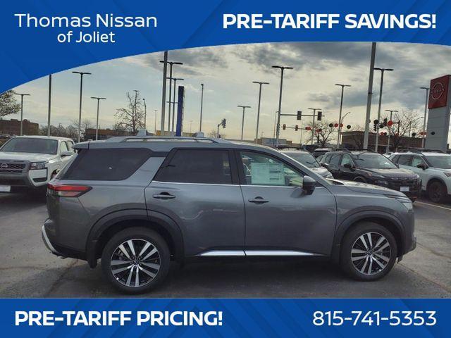new 2025 Nissan Pathfinder car, priced at $50,465