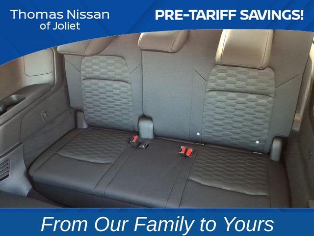 new 2025 Nissan Pathfinder car, priced at $35,372