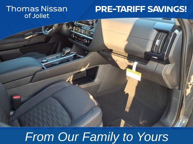 new 2025 Nissan Pathfinder car, priced at $35,372