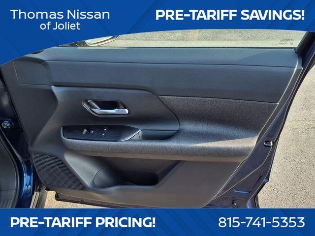 new 2025 Nissan Kicks car, priced at $25,600