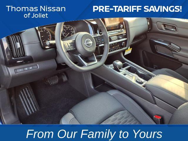 new 2025 Nissan Pathfinder car, priced at $35,258