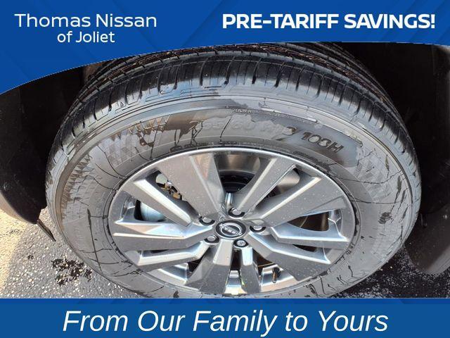 new 2025 Nissan Pathfinder car, priced at $35,258