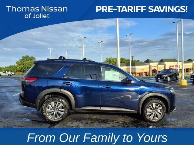 new 2025 Nissan Pathfinder car, priced at $35,258