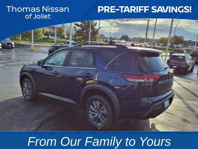 new 2025 Nissan Pathfinder car, priced at $35,258