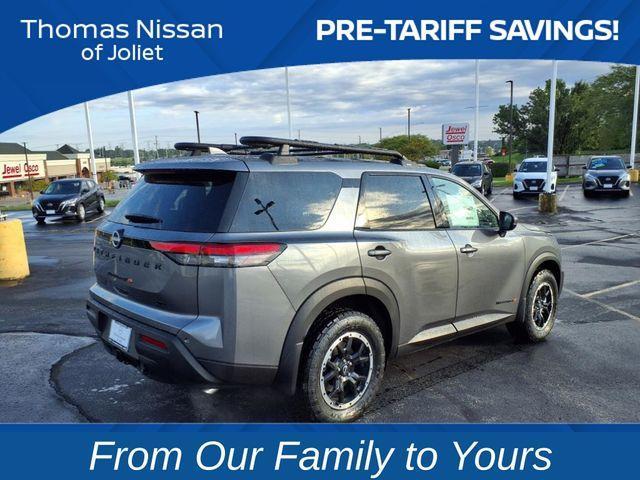 new 2025 Nissan Pathfinder car, priced at $37,978