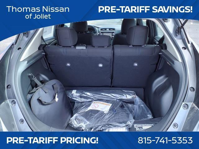 new 2025 Nissan Leaf car, priced at $28,288
