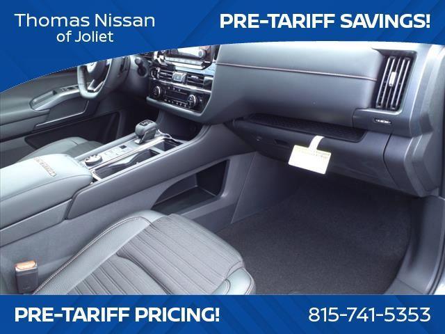 new 2025 Nissan Pathfinder car, priced at $41,082
