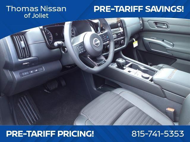 new 2025 Nissan Pathfinder car, priced at $41,082