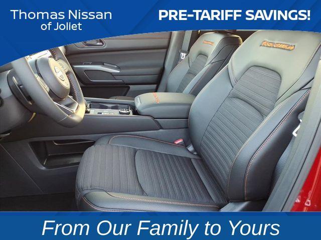 new 2025 Nissan Pathfinder car, priced at $38,384