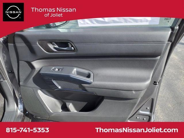 used 2025 Nissan Pathfinder car, priced at $35,991