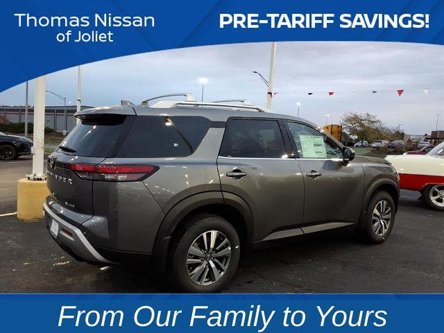 new 2025 Nissan Pathfinder car, priced at $37,930