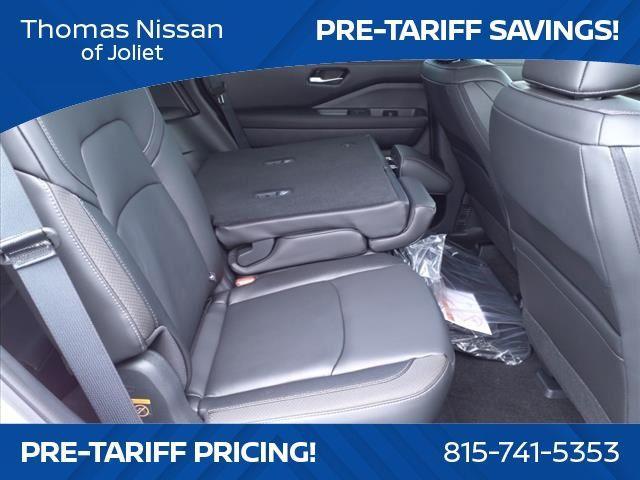 new 2025 Nissan Pathfinder car, priced at $41,446