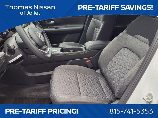 new 2025 Nissan Kicks car, priced at $25,921