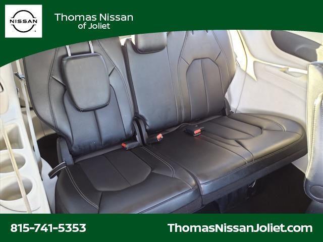 used 2024 Chrysler Pacifica Hybrid car, priced at $31,991