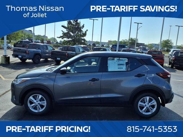 new 2025 Nissan Kicks Play car, priced at $22,216
