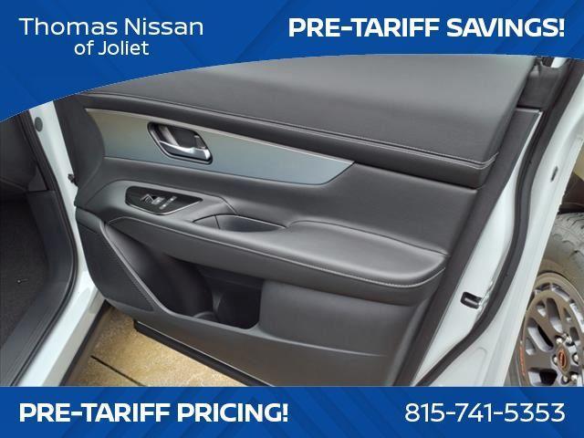 new 2025 Nissan Murano car, priced at $45,121