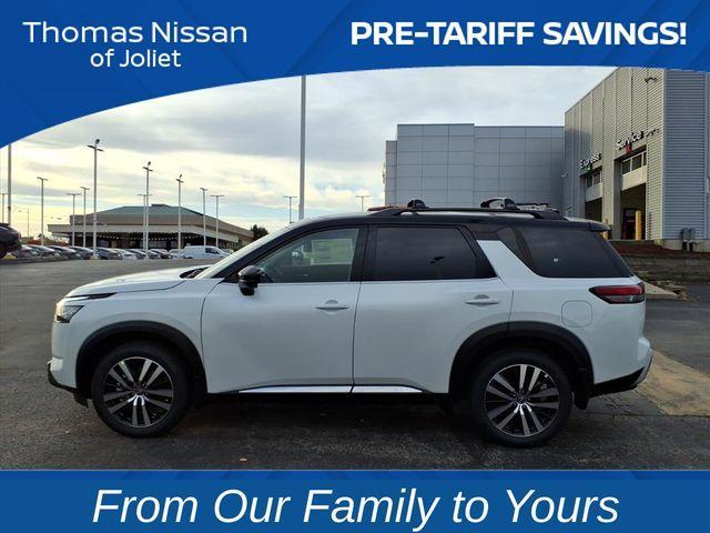 new 2025 Nissan Pathfinder car, priced at $45,812