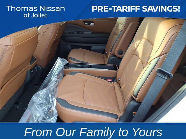 new 2025 Nissan Pathfinder car, priced at $45,812