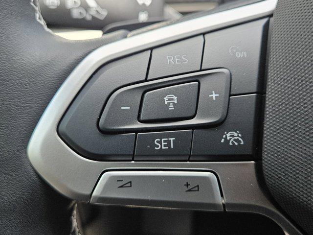 new 2025 Volkswagen Atlas car, priced at $45,405
