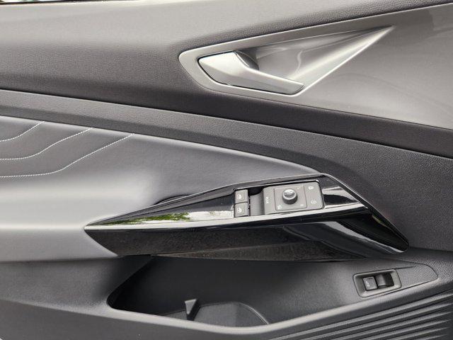 new 2025 Volkswagen ID.4 car, priced at $47,261