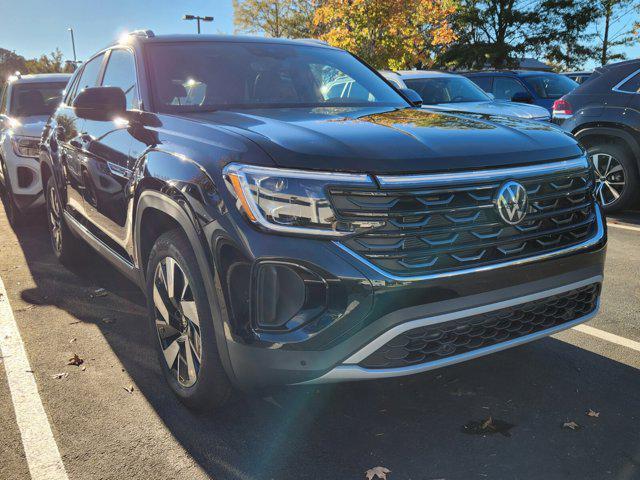 new 2024 Volkswagen Atlas Cross Sport car, priced at $48,670