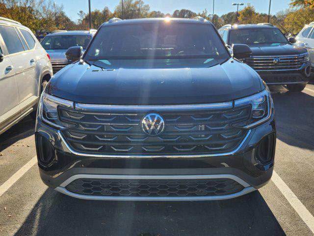 new 2024 Volkswagen Atlas Cross Sport car, priced at $48,670