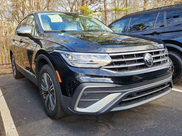 new 2024 Volkswagen Tiguan car, priced at $32,633