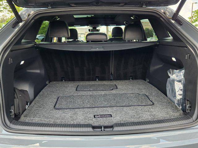 used 2024 Volkswagen Atlas Cross Sport car, priced at $39,098