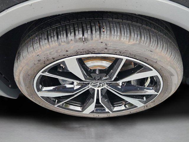 used 2024 Volkswagen Tiguan car, priced at $31,800