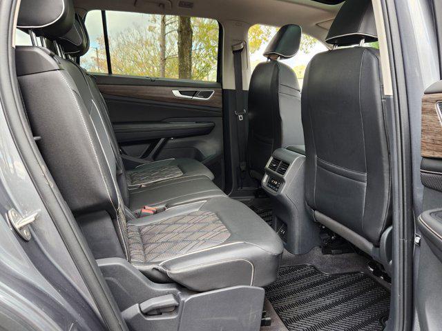 used 2024 Volkswagen Atlas car, priced at $43,500