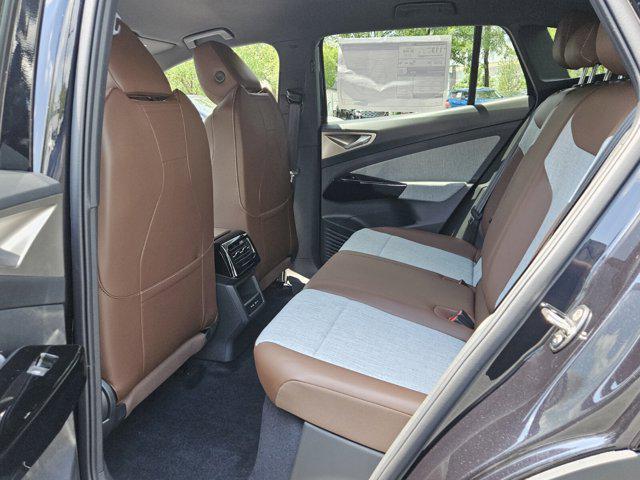 new 2025 Volkswagen ID.4 car, priced at $47,261