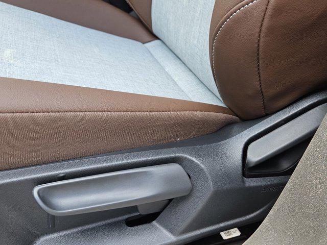 new 2025 Volkswagen ID.4 car, priced at $47,261