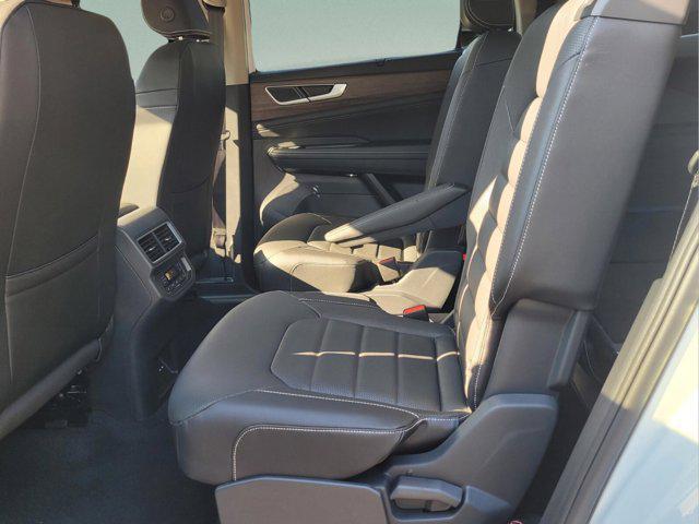 new 2026 Volkswagen Atlas car, priced at $52,191