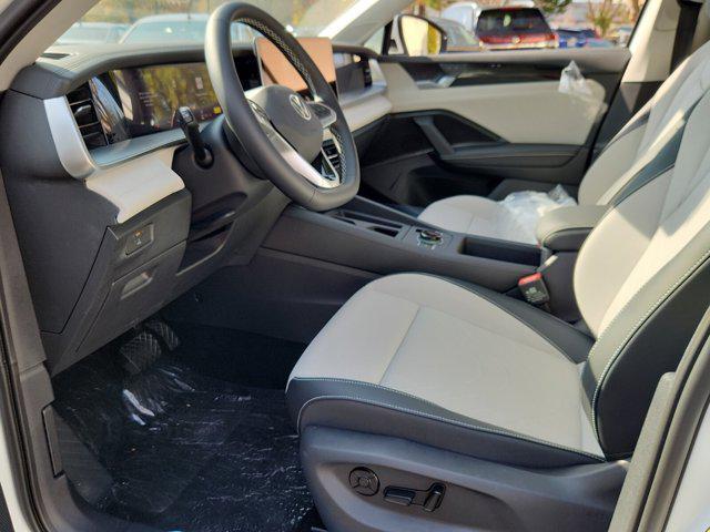 new 2025 Volkswagen Tiguan car, priced at $35,332