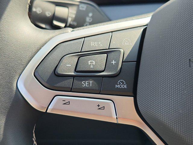 new 2025 Volkswagen Tiguan car, priced at $35,332