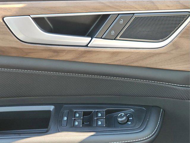 new 2026 Volkswagen Atlas car, priced at $47,412