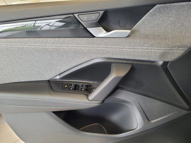 new 2025 Volkswagen Tiguan car, priced at $32,261