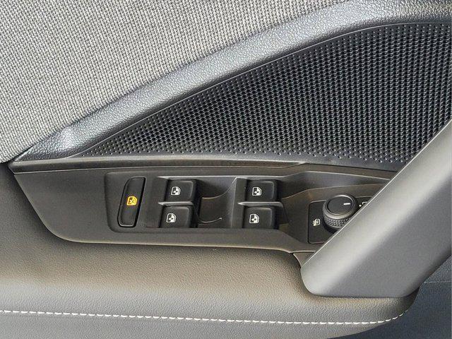 new 2025 Volkswagen Tiguan car, priced at $31,251