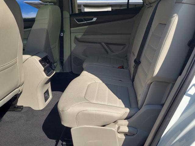 new 2025 Volkswagen Atlas car, priced at $50,166