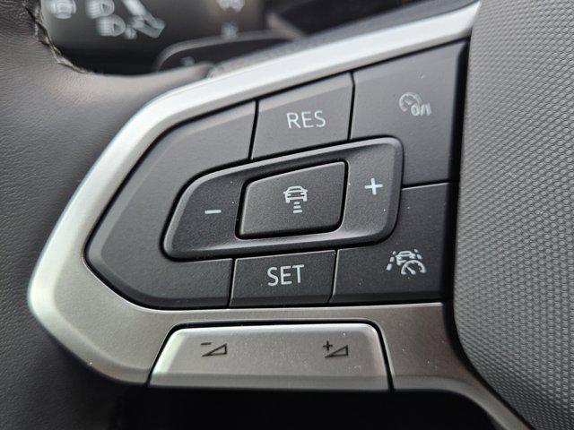 new 2025 Volkswagen Atlas car, priced at $55,815