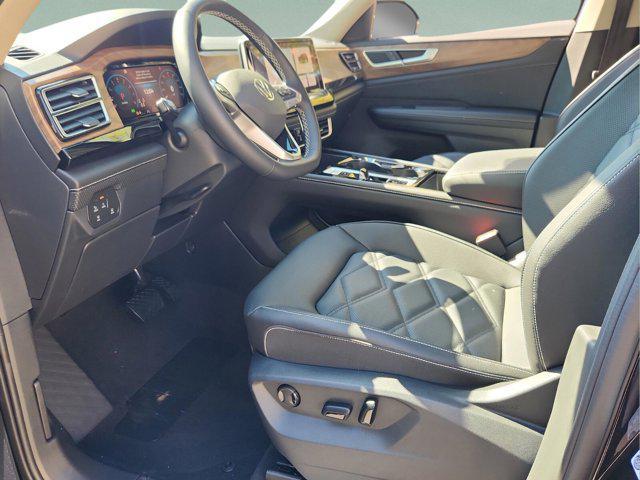 new 2026 Volkswagen Atlas car, priced at $45,868