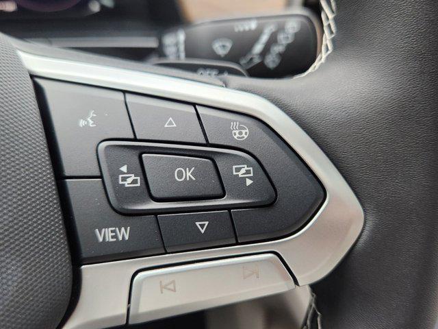 new 2025 Volkswagen Atlas car, priced at $44,438