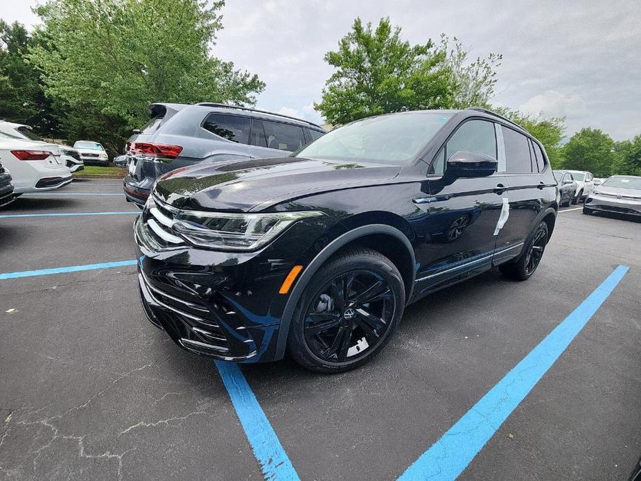 new 2024 Volkswagen Tiguan car, priced at $35,364