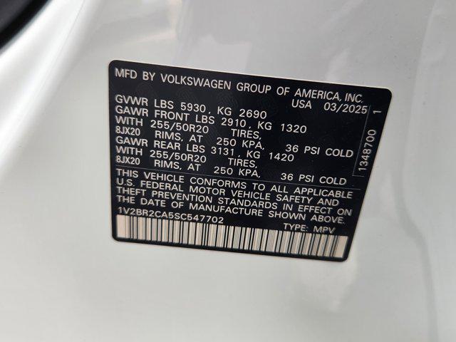 new 2025 Volkswagen Atlas car, priced at $50,316