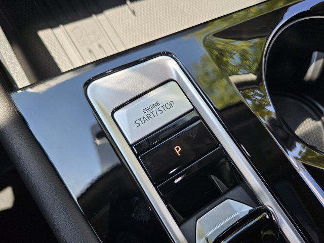 new 2025 Volkswagen Atlas car, priced at $48,442