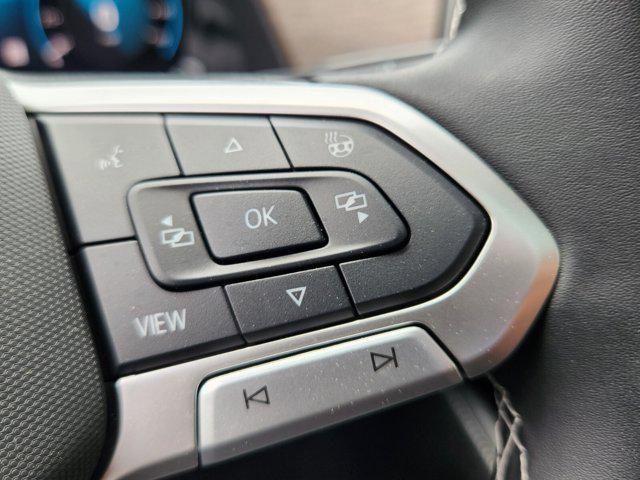 new 2025 Volkswagen Atlas car, priced at $50,316