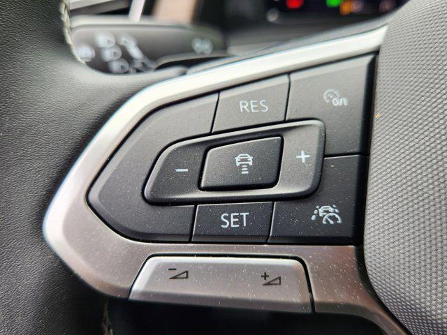 new 2025 Volkswagen Atlas car, priced at $50,316