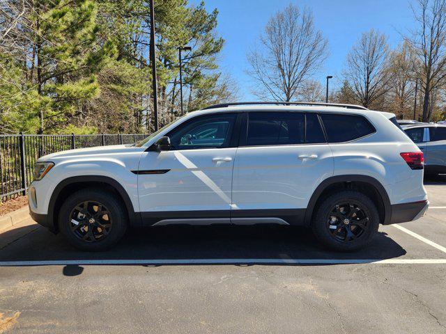 new 2025 Volkswagen Atlas car, priced at $48,557