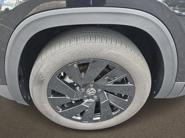 used 2025 Volkswagen Atlas car, priced at $39,521