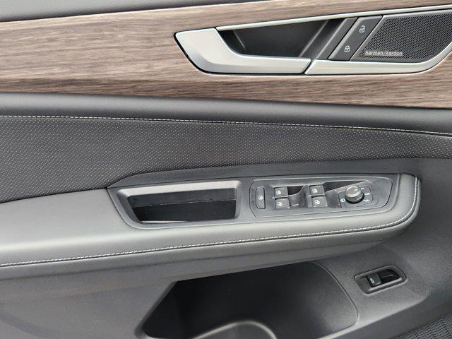 new 2025 Volkswagen Atlas car, priced at $54,891